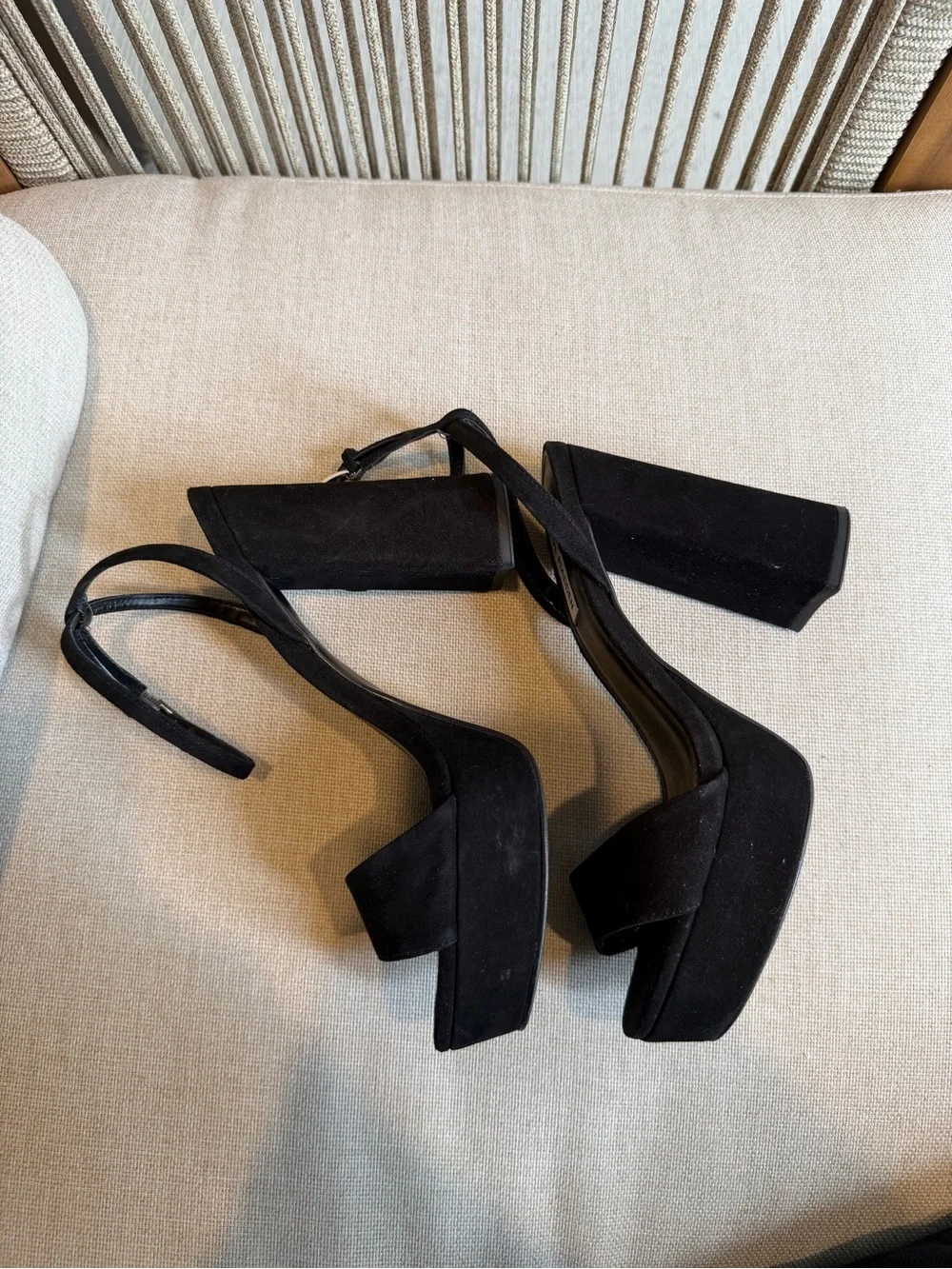 Steve Madden Black Suede Platform Block Heel Sandals with Ankle Strap